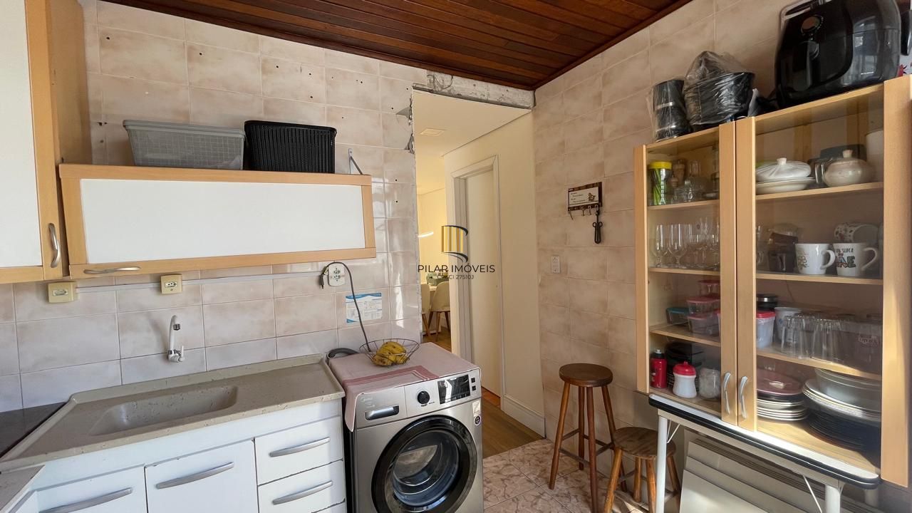 Apartamento 2 dormitórios no bairro Rubem Berta