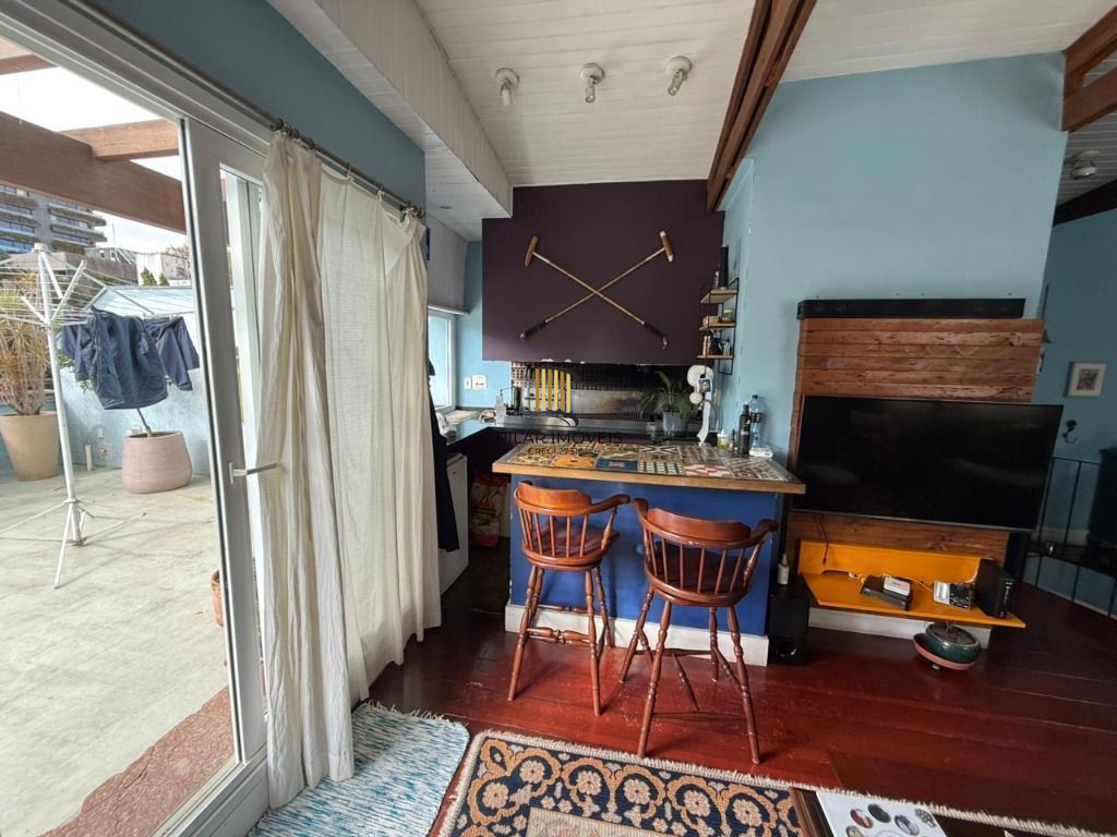 Cobertura com 2 dormitórios à venda, 300 m² por R$ 1.350.000,00 - Moinhos de Vento - Porto Alegre/RS