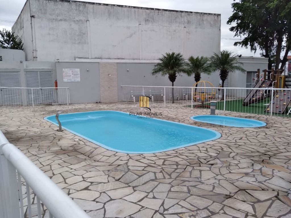 Apartamento com 2 dormitórios à venda, 50 m² por R$ 210.000,00 - Rubem Berta - Porto Alegre/RS