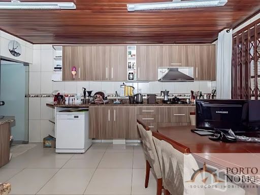 Casa com 3 dormitórios à venda, 180 m² por R$ 495.000,00 - Parque Santa Fé - Porto Alegre/RS