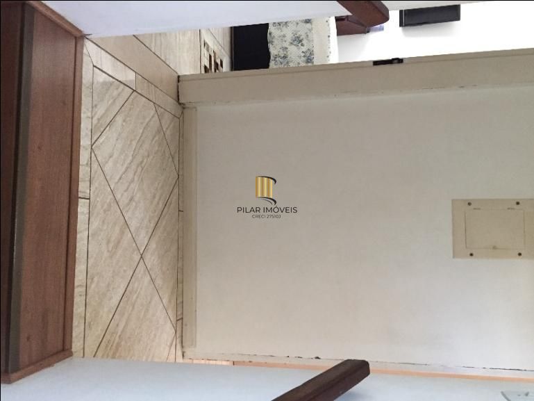 PORTO NOBRE VENDE Casa com 6 dormitórios por R$ 690.000 - Jardim Itu Sabará - Porto Alegre/RS