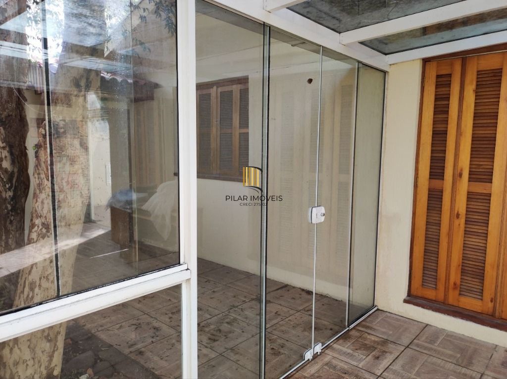 Casa com 3 dormitórios, 300 m² - venda por R$ 700.000,00 ou aluguel por R$ 4.516,00/mês - Jardim Itu Sabará - Porto Alegre/RS