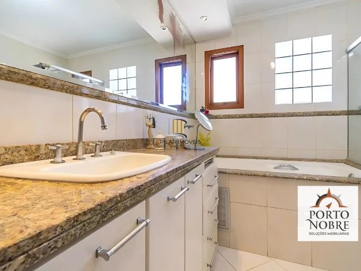 Casa com 3 dormitórios Semi mobiliado, 211 m² - venda por R$ 1.499.000 ou aluguel por R$ 9.930/mês