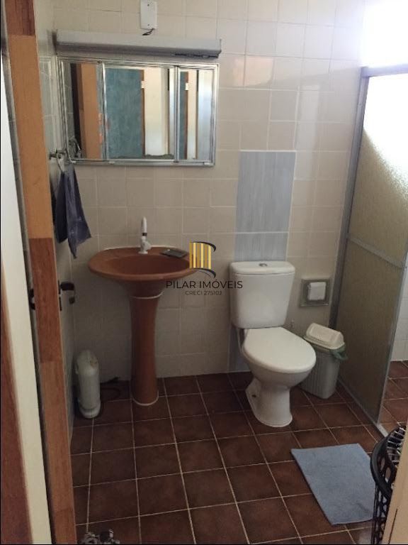 PORTO NOBRE VENDE Casa com 6 dormitórios por R$ 690.000 - Jardim Itu Sabará - Porto Alegre/RS