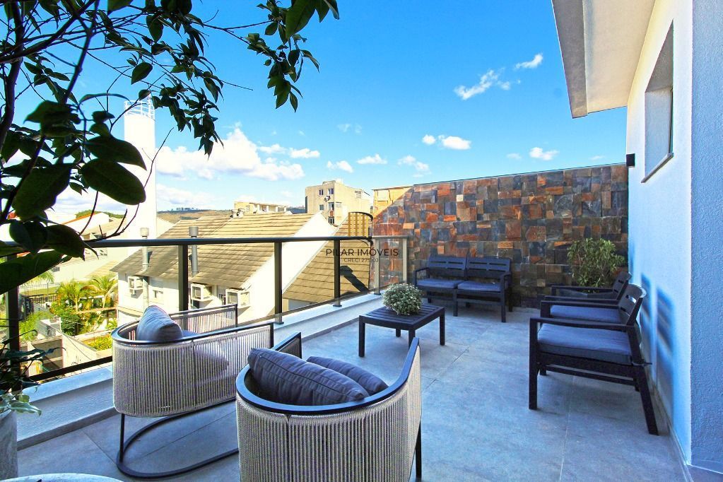 Sobrado com 3 dormitórios à venda, 144 m² por R$ 1.032.000,00 - Jardim Itu Sabará - Porto Alegre/RS