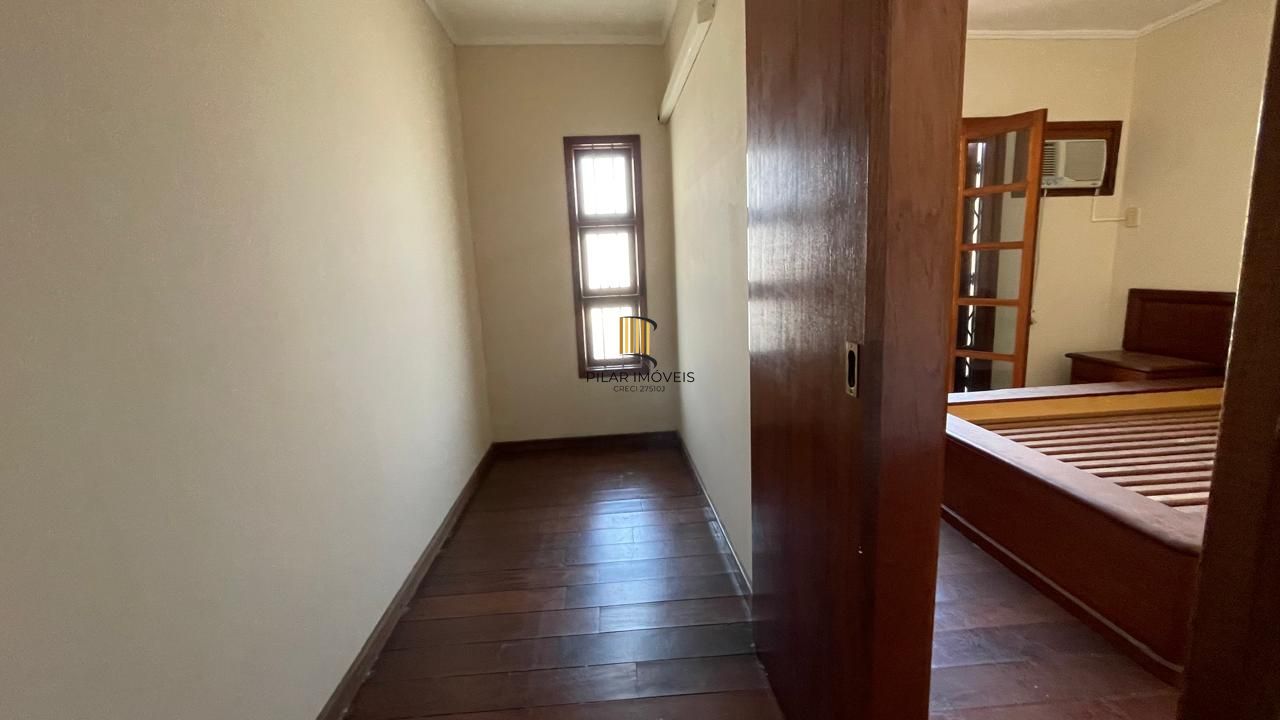 Casa 4 dormitórios no bairro Jardim Itu