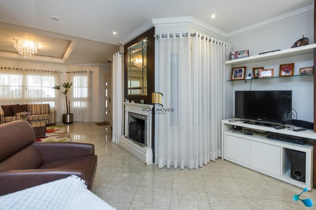 Porto Nobre vende  excelente casa com 4 dormitórios no Jardim Planalto