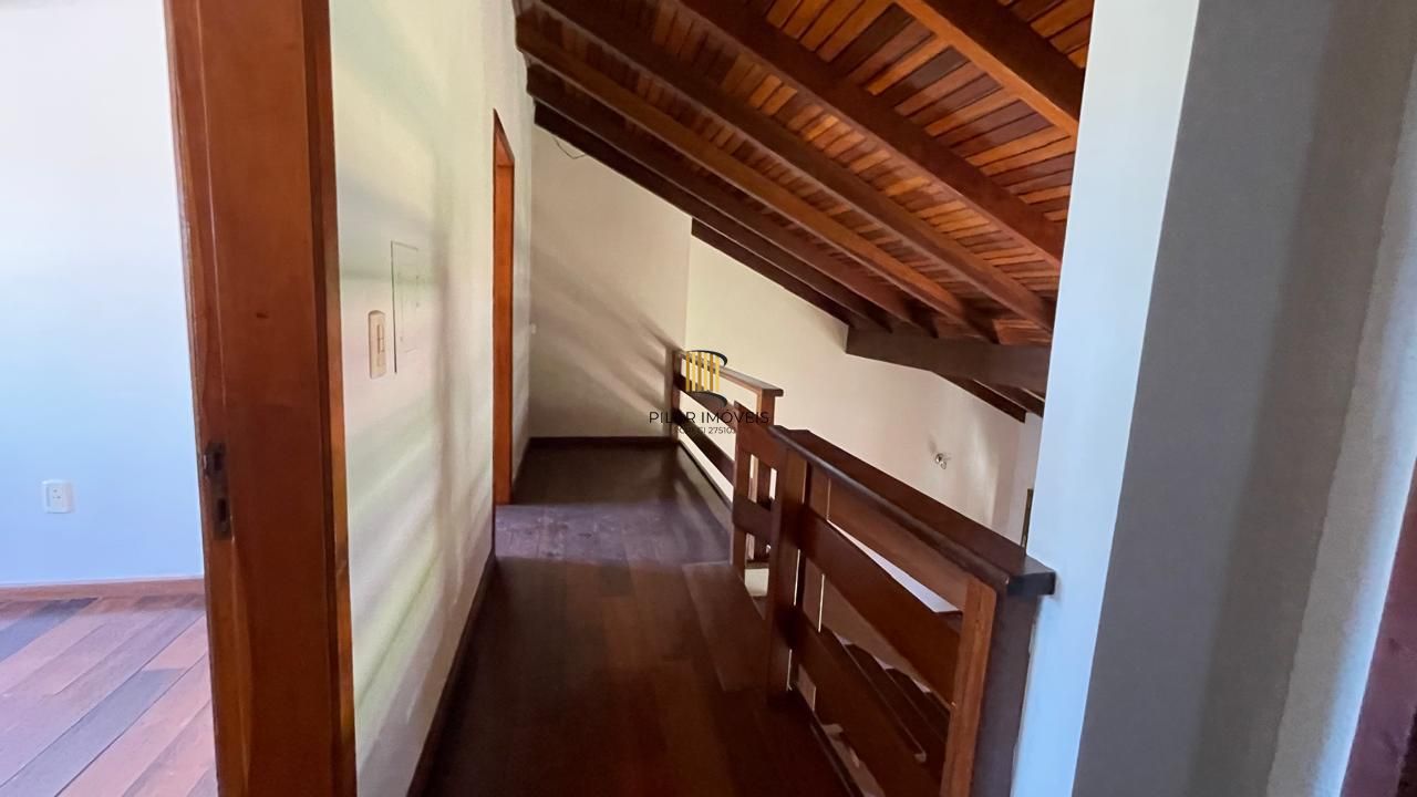 Casa 4 dormitórios no bairro Jardim Itu