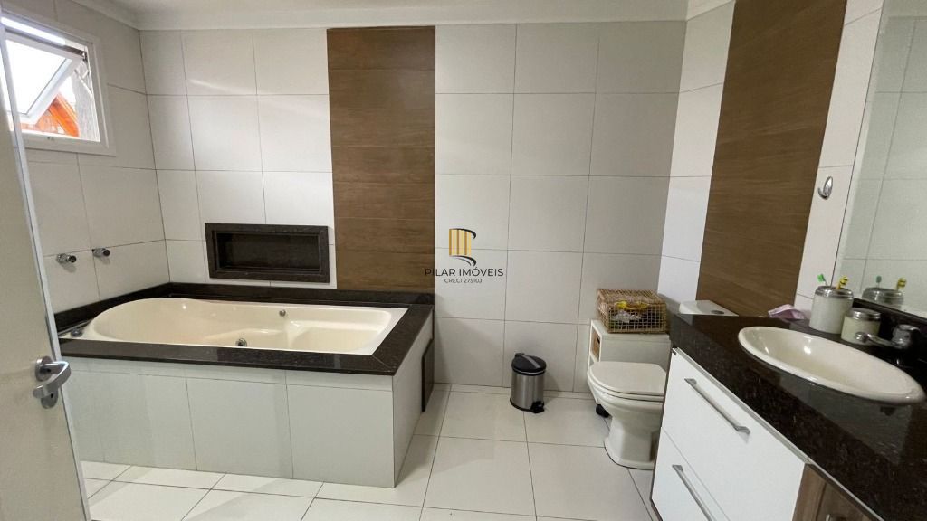 Casa com 3 dormitórios à venda, 242 m² por R$ 1.330.000,00 - Ecoville - Porto Alegre/RS