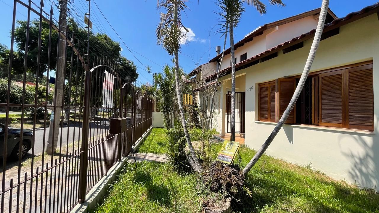 Casa 4 dormitórios no bairro Jardim Itu