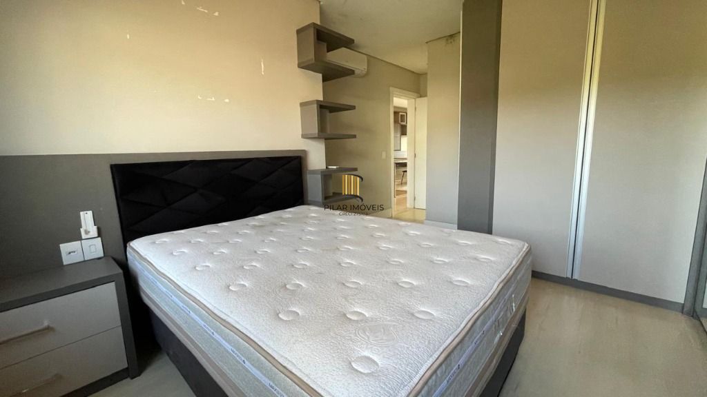 CASA EM CONDOMÍNIO FECHADO