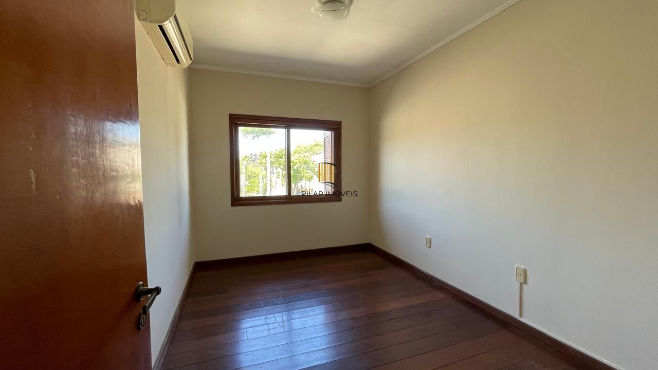 Casa 4 dormitórios no bairro Jardim Itu