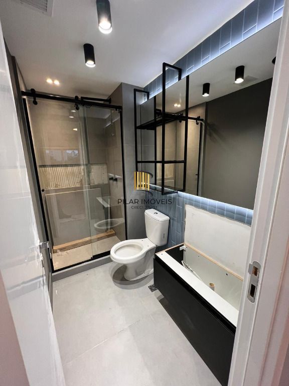 Lindo Apartamento Semi mobiliado com 2 dormitórios à venda por R$ 636.000 - Jardim Lindóia - Porto Alegre/RS