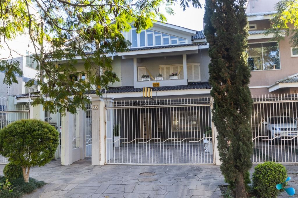 Porto Nobre vende  excelente casa com 4 dormitórios no Jardim Planalto - Pilar Imóveis