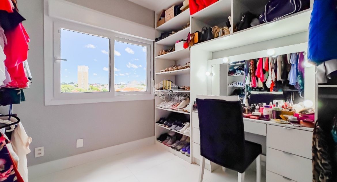 Apartamento 2 dormitórios no bairro São Sebastião