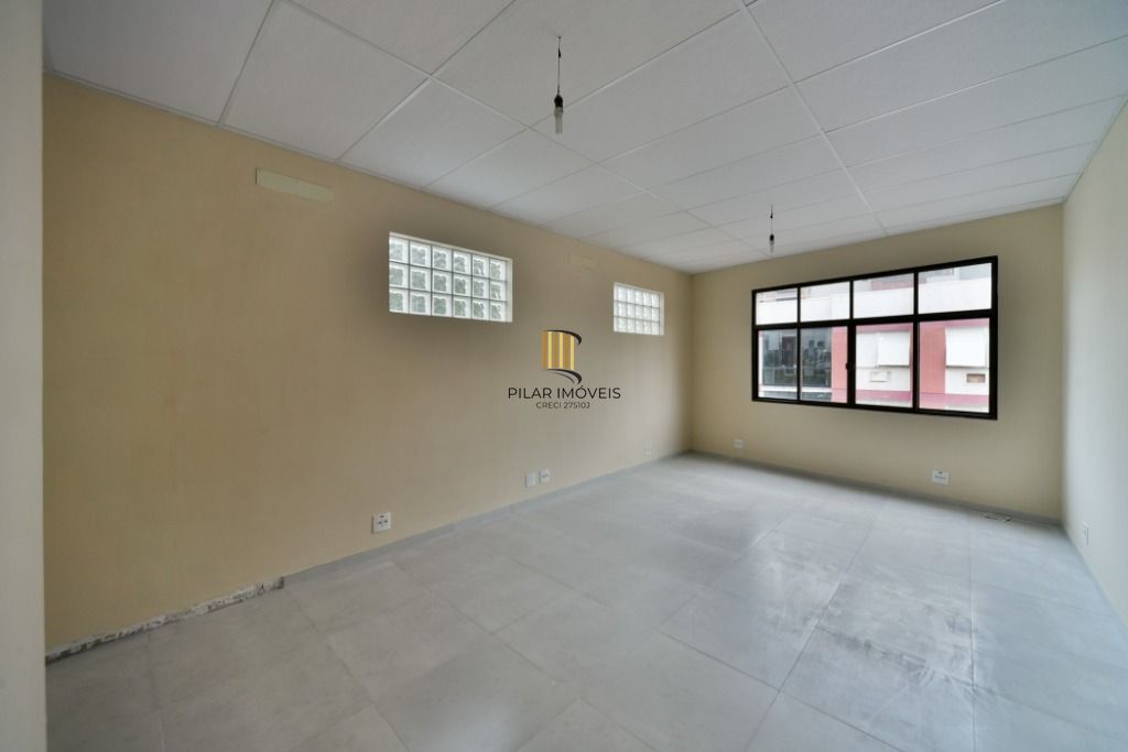 Excelente espaço comercial à venda, 71 m² por R$ 230.000 - Passo d'Areia - Porto Alegre/RS
