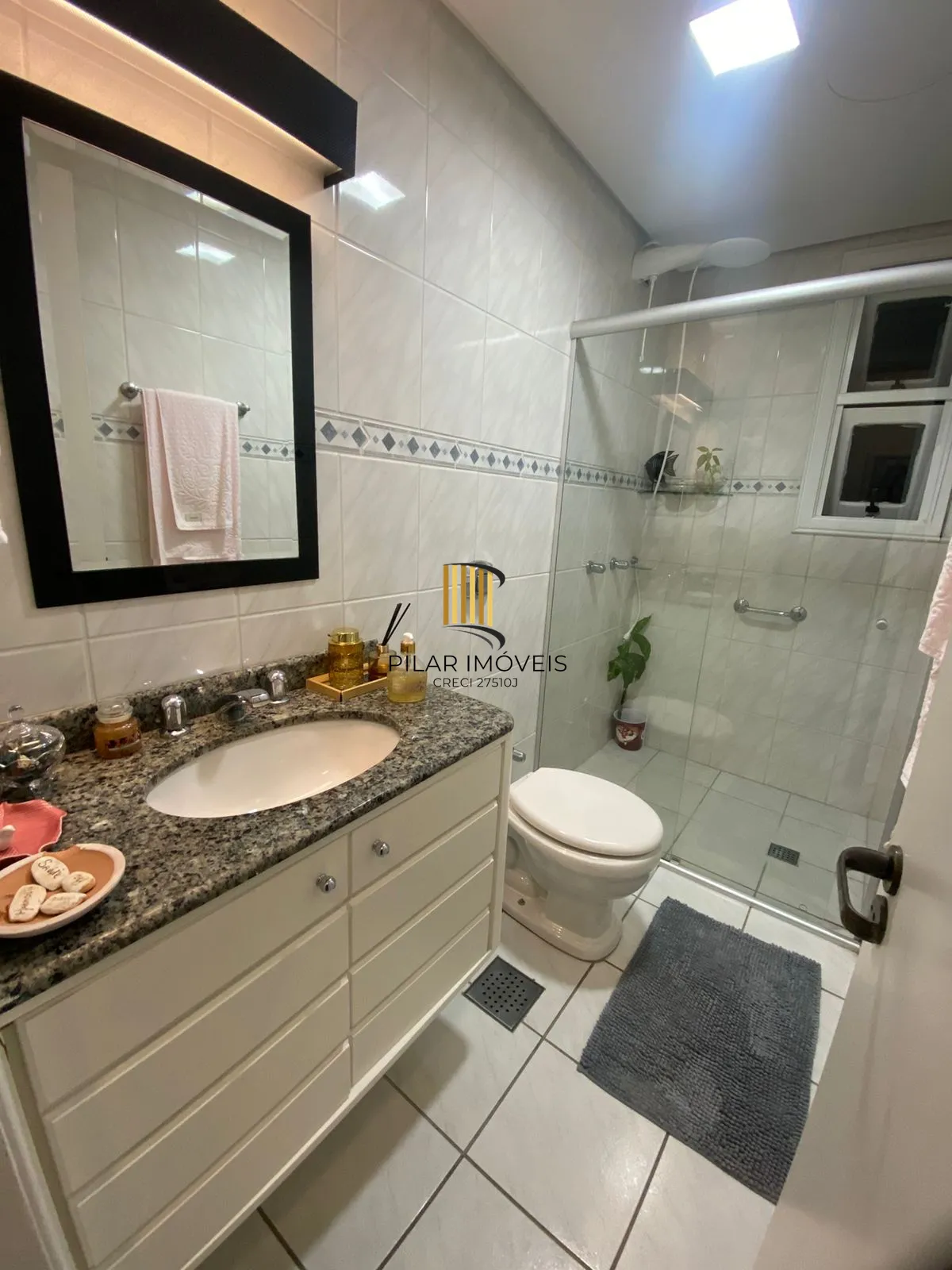 OTIMO APARTAMENTO 03 DORM SEMI MOBILIADO , ELEVADOR 2 VAGAS