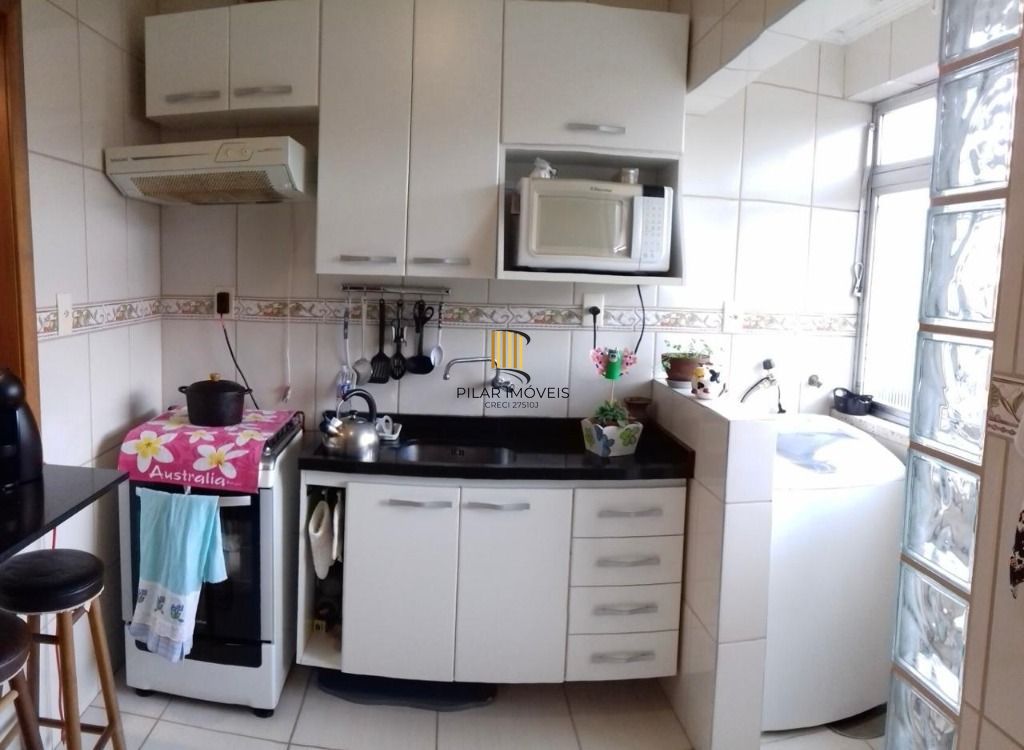 Apartamento com 2 dormitórios à venda, 57 m² por R$ 280.000,00 - Vila Ipiranga - Porto Alegre/RS