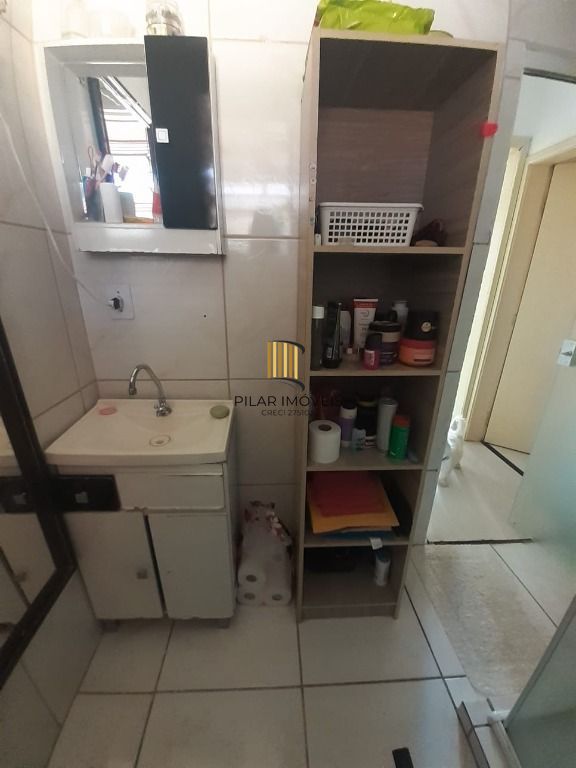 Apartamento à venda, 50 m² por R$ 135.000,00 - Rubem Berta - Porto Alegre/RS