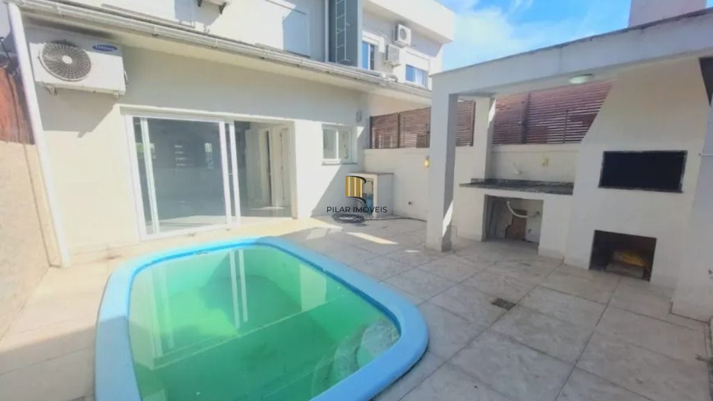 Casa Impecável com 3 Dormitórios e Amplo Terreno no Bairro Sarandi – Porto Alegre