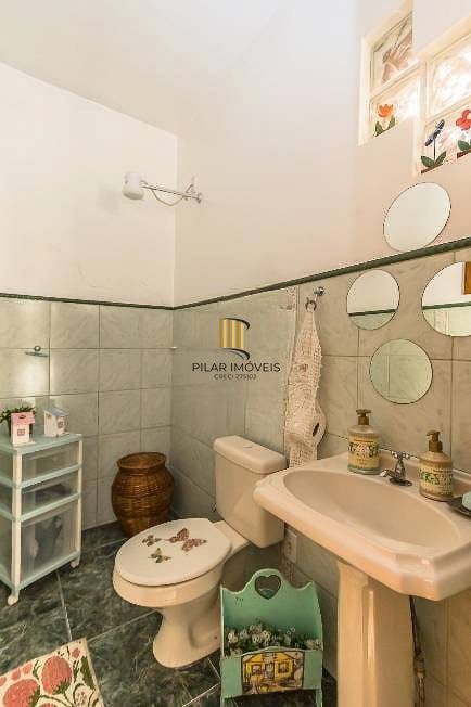 Casa à venda, 290 m² por R$ 1.300.000,00 - Vila Ipiranga - Porto Alegre/RS