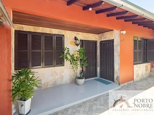 Casa com 3 dormitórios à venda, 180 m² por R$ 495.000,00 - Parque Santa Fé - Porto Alegre/RS