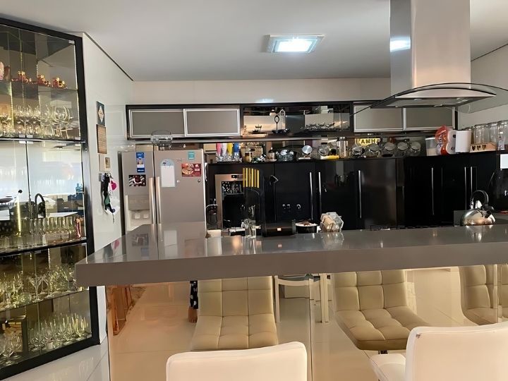 Casa em Condomínio Semi Mobiliada com 3 Suites, 258 m² - venda por R$ 1.700.000 ou aluguel por R$ 8.940/mês - Sarandi - Porto Alegre/RS