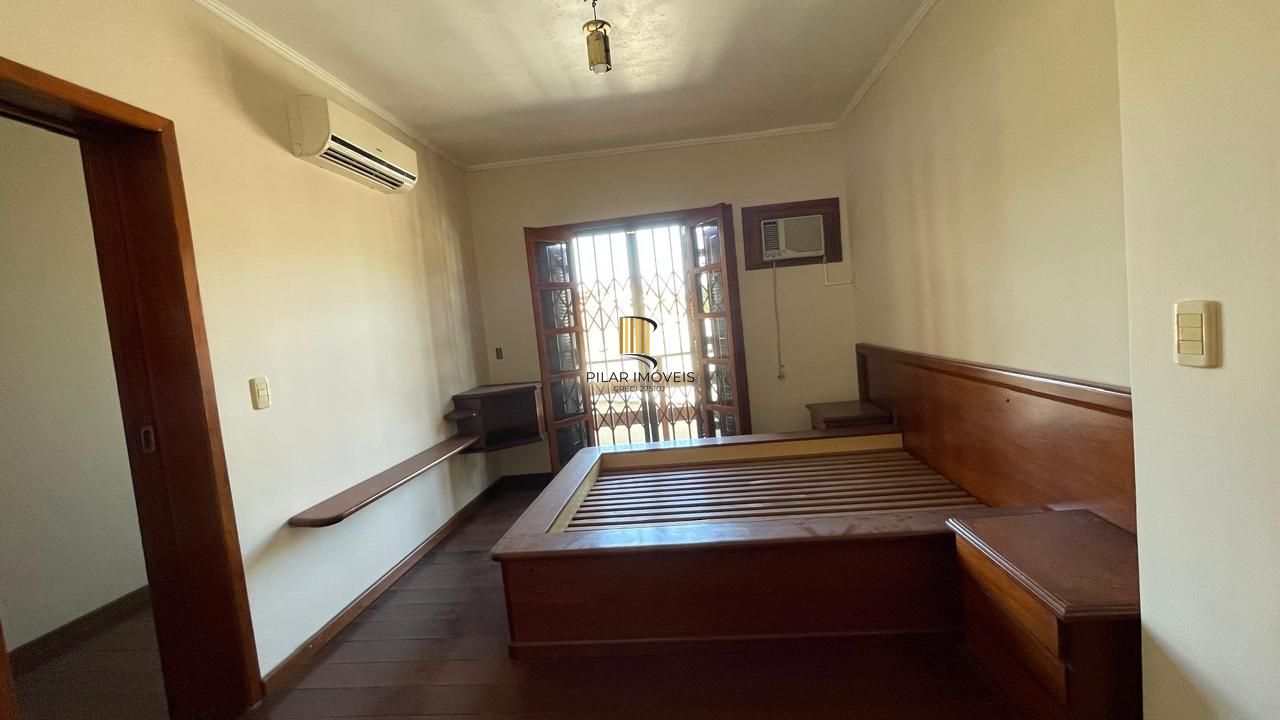 Casa 4 dormitórios no bairro Jardim Itu