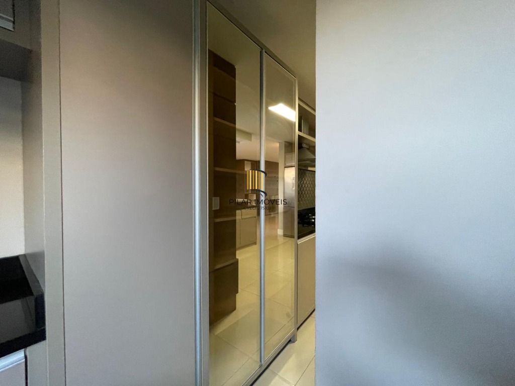 CASA EM CONDOMÍNIO FECHADO