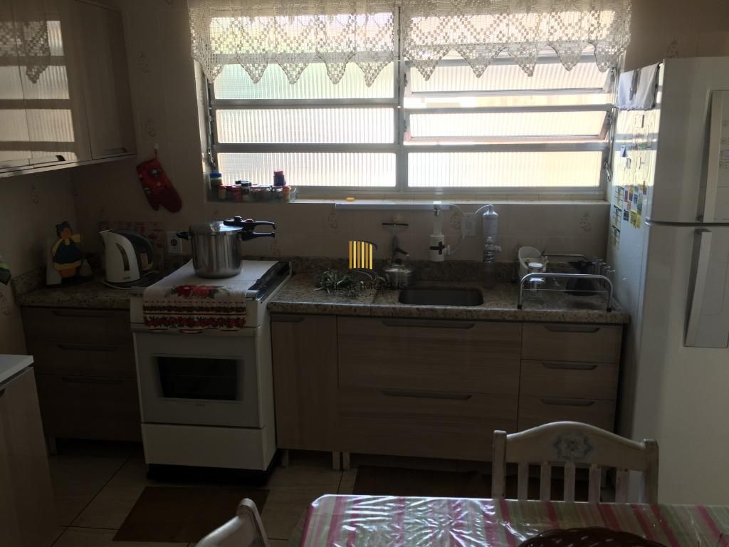 PORTO NOBRE VENDE Casa com 6 dormitórios por R$ 690.000 - Jardim Itu Sabará - Porto Alegre/RS