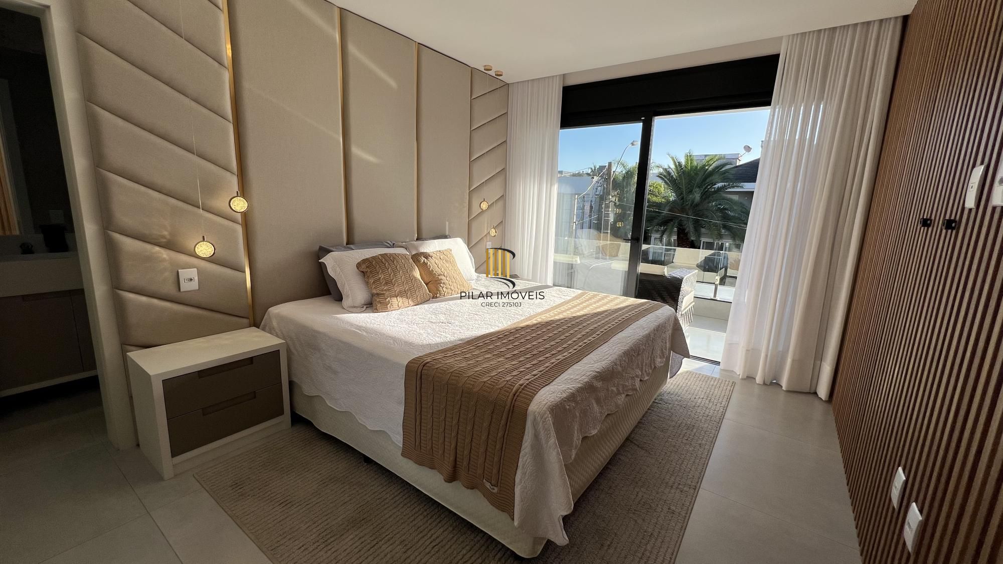 Casa em condomínio fechado