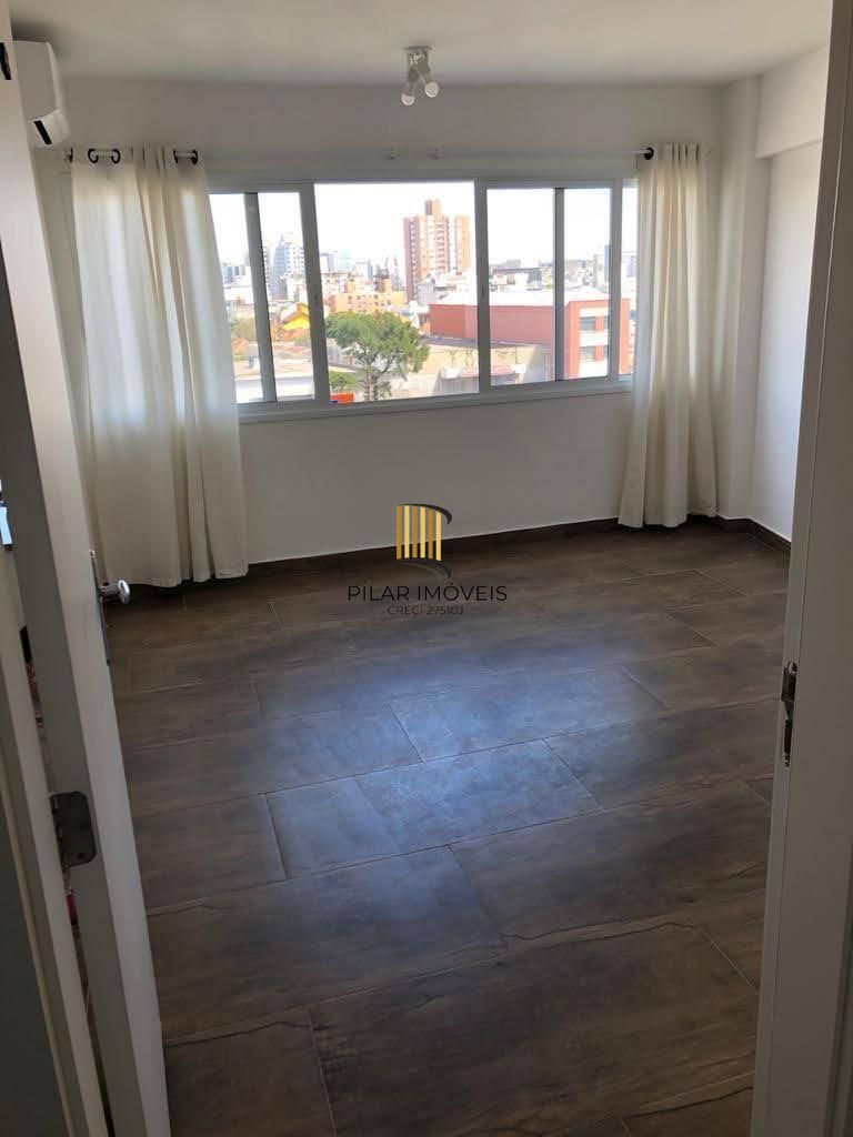 Apartamento 2 dormitórios com suíte e vaga coberta em ótima localização
