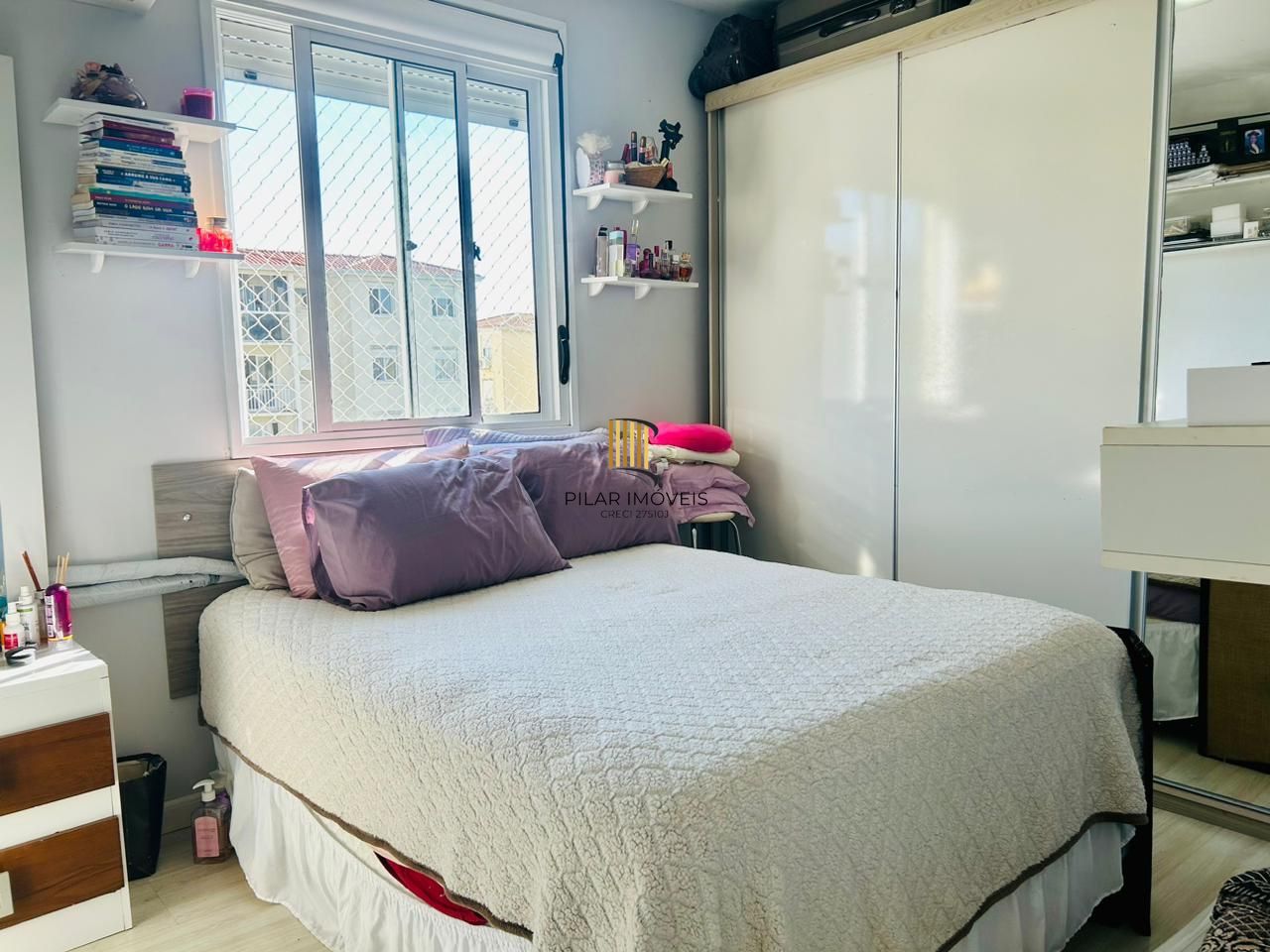 Apartamento semi mobiliado 2 dormitórios com sacada e vaga de garagem em condomínio com infra completa