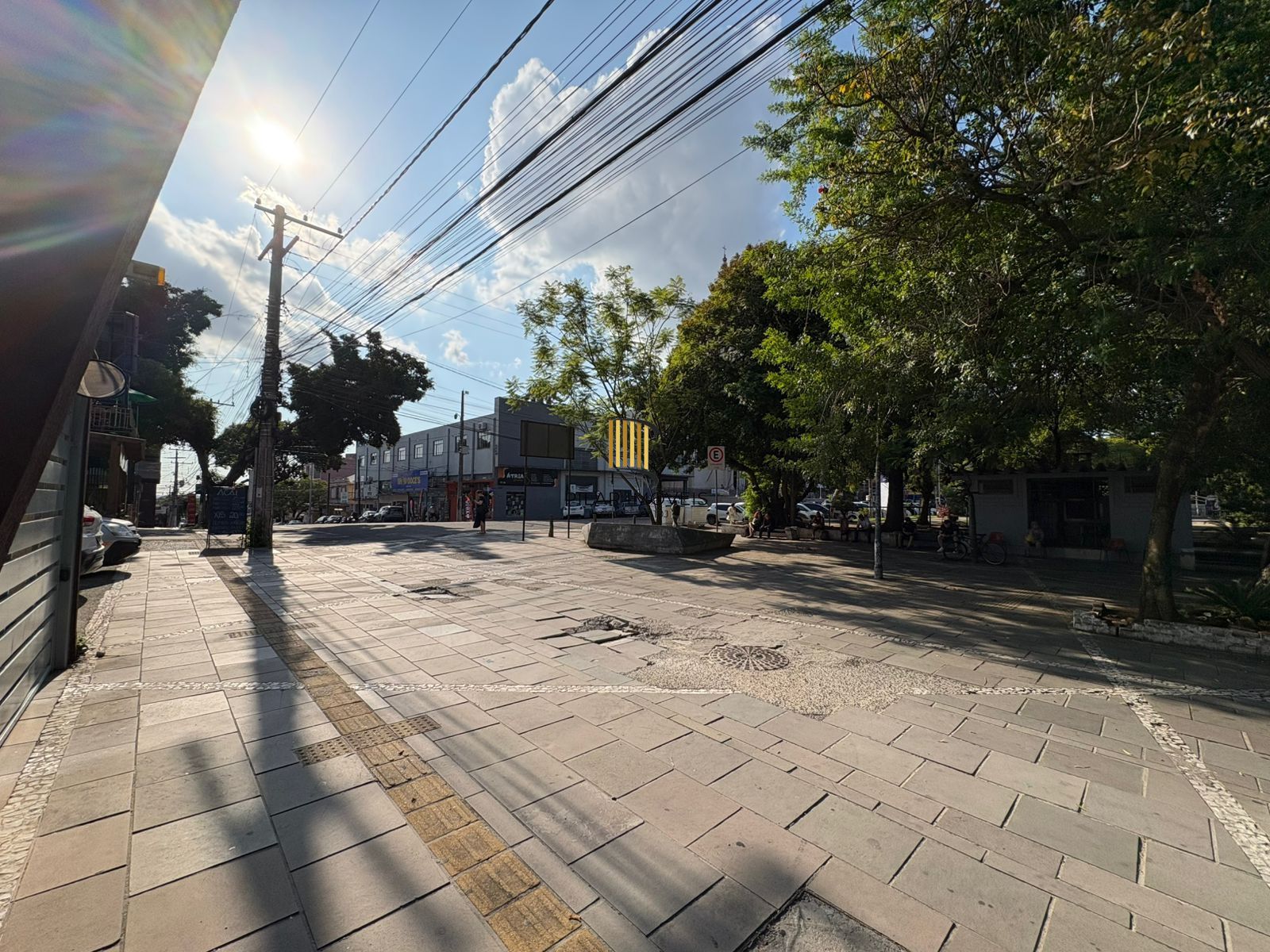 Apartamento 1 dormitório com vaga dupla de garagem coberta no centro de Canoas