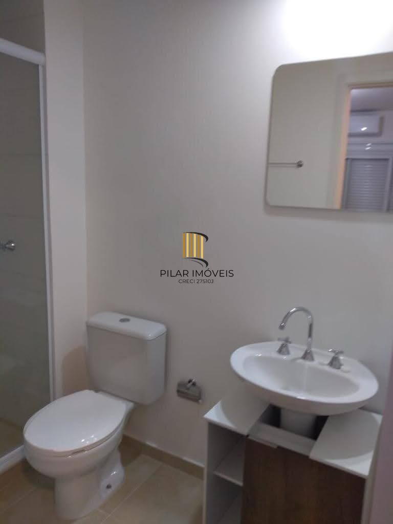 Apartamento 2 dormitórios com suíte e vaga coberta em ótima localização