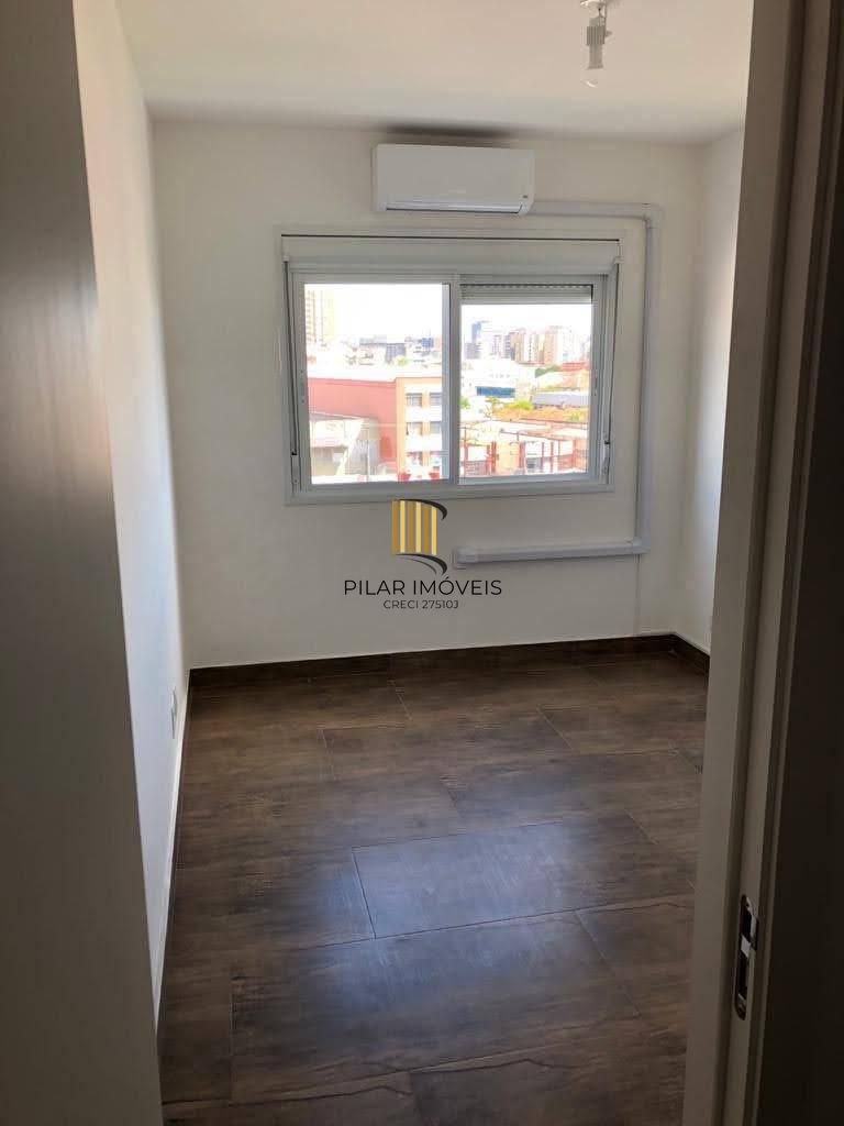 Apartamento 2 dormitórios com suíte e vaga coberta em ótima localização