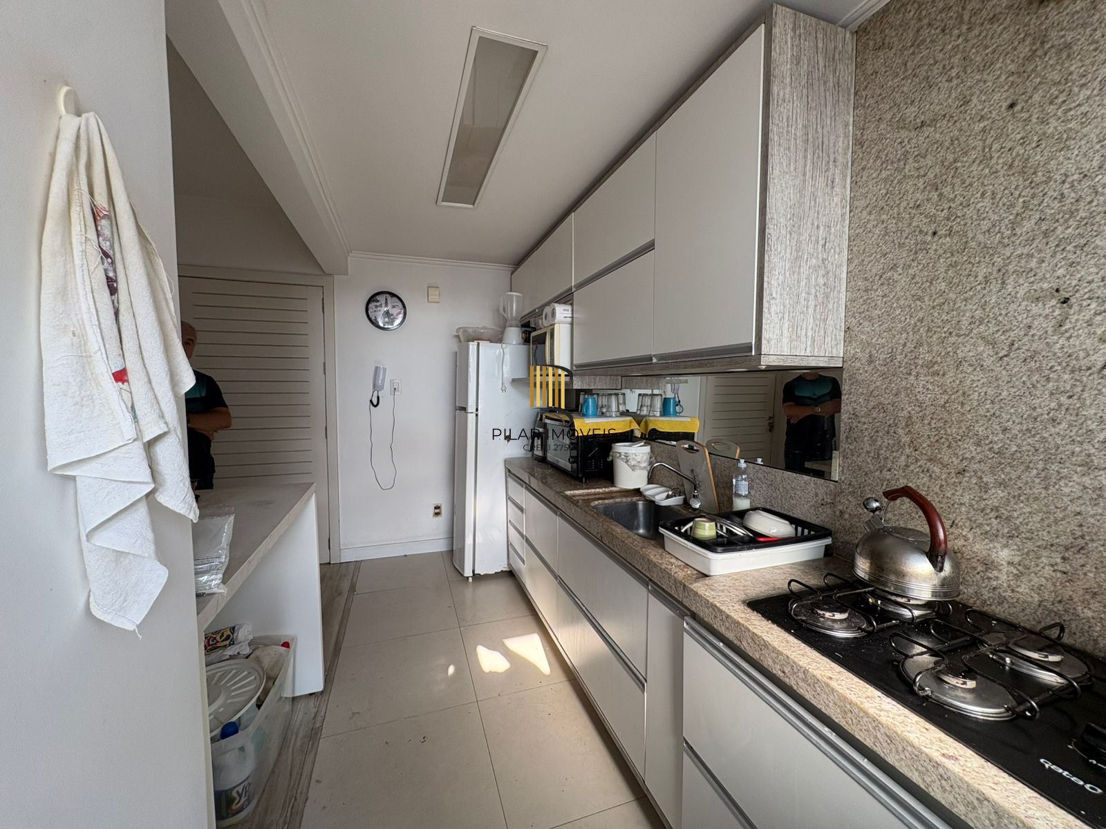 Apartamento 1 dormitório com vaga dupla de garagem coberta no centro de Canoas