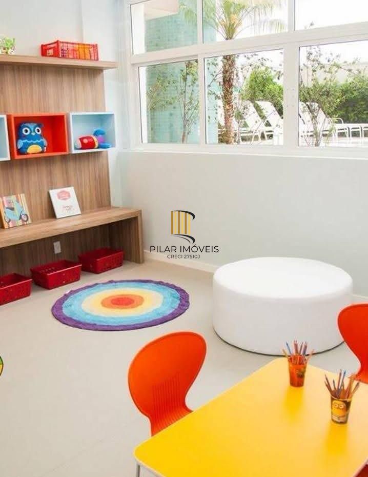 Apartamento 2 dormitórios com suíte e vaga coberta em ótima localização