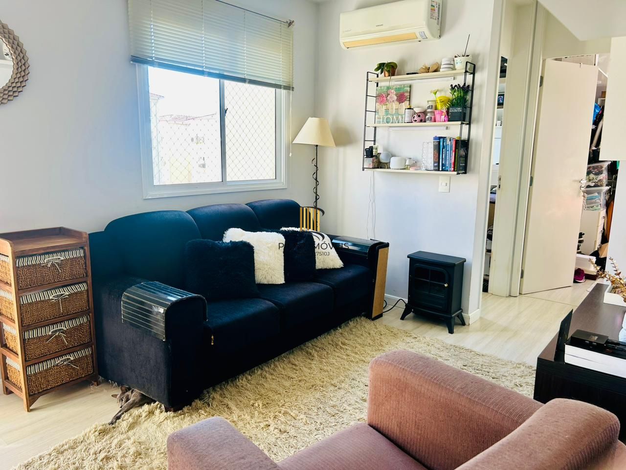 Apartamento semi mobiliado 2 dormitórios com sacada e vaga de garagem em condomínio com infra completa