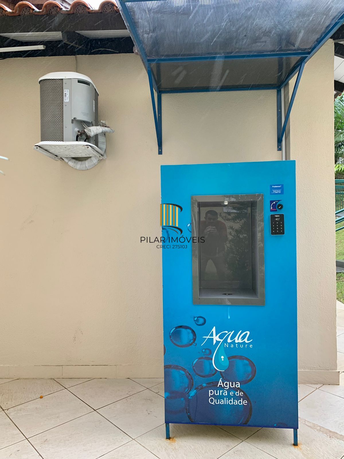 Apartamento semi mobiliado 2 dormitórios com sacada e vaga de garagem em condomínio com infra completa
