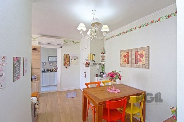 Apartamento em Porto Alegre, no bairro Vila Nova, com 2 dormitório(s), e 2 banhe
