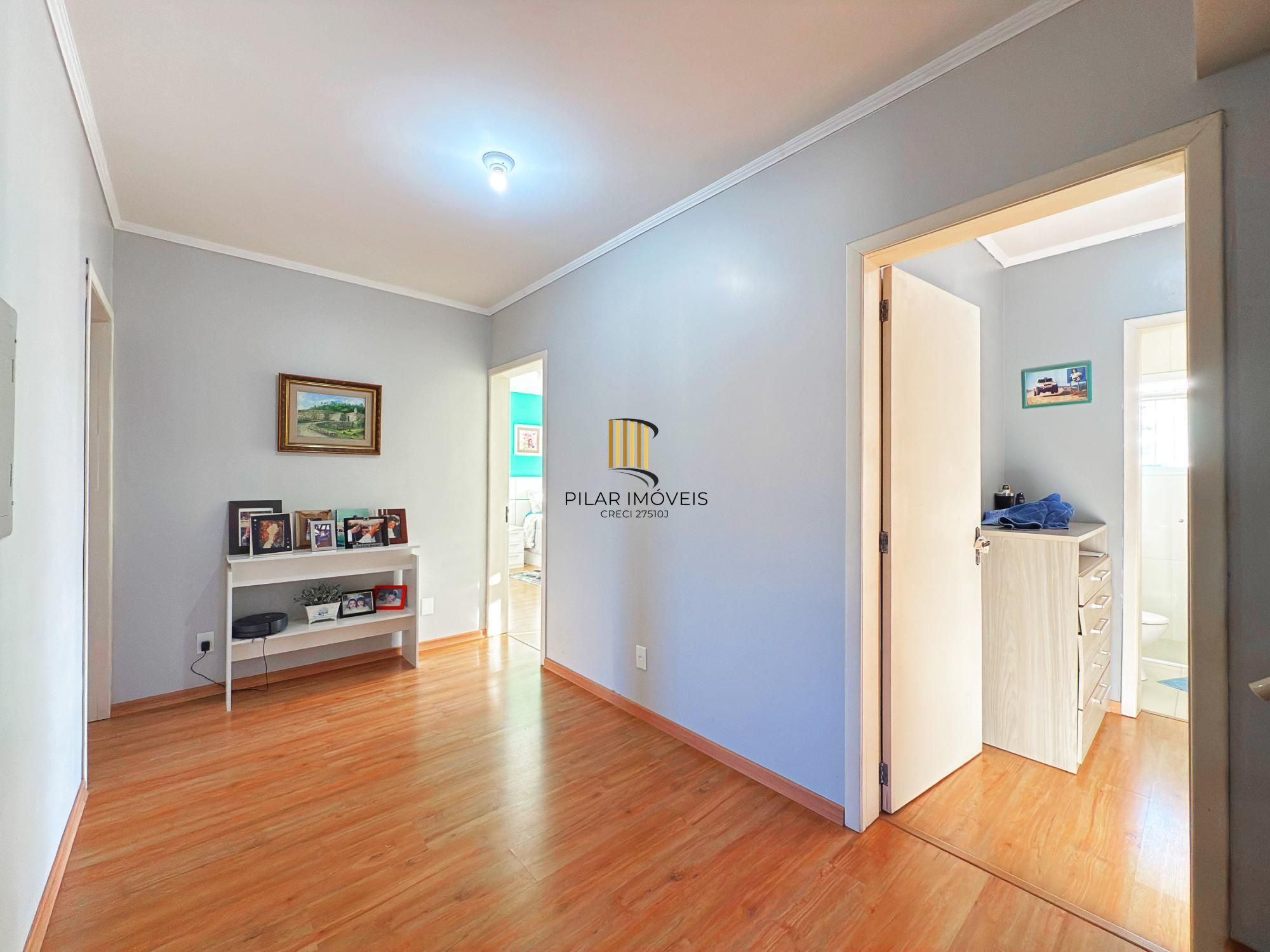 Residência com 4 Dormitório(s) Bairro Vila Nova