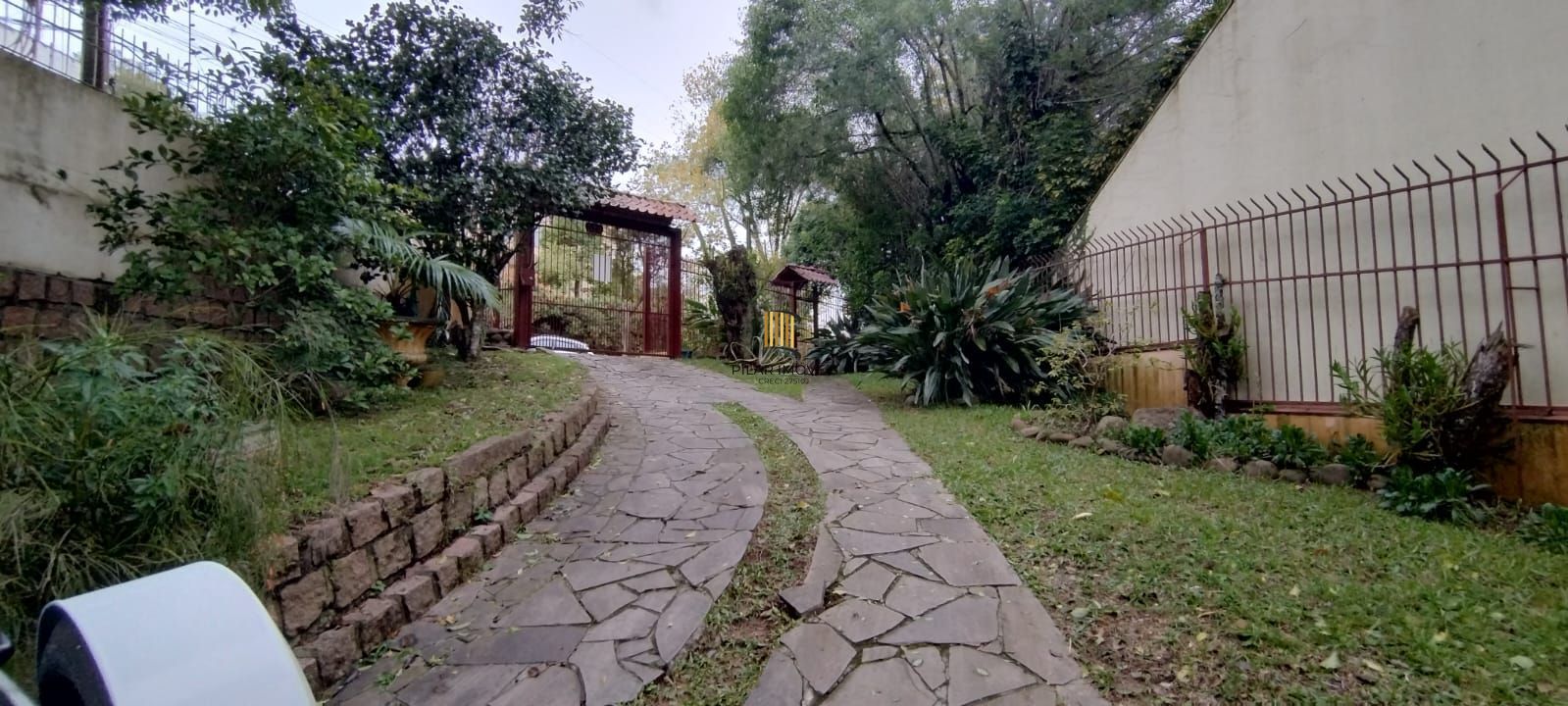 Casa Residencial com vista incrível para o Rio Guaíba no bairro Vila Conceição.