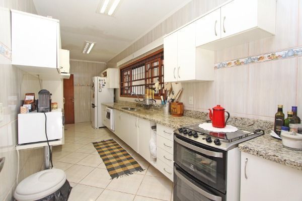 Casa para Venda - 360m², 3 dormitórios, sendo 1 suites, 4 vagas - Portal do Guar