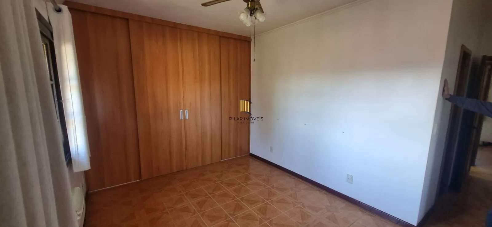 Ótima Residência com 3 dormitórios sendo 1suíte, no Bairro Ipanema.