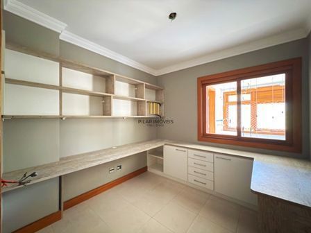 Apartamento com 3 dormitórios á venda no Bairro Tristeza.