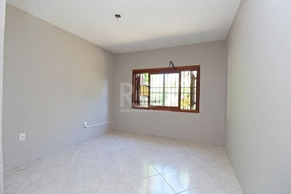 Casa para Venda - 155m², 3 dormitórios, 1 vaga - Guarujá