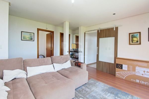 Casa Condominio em Porto Alegre, no bairro Glória, com 3 dormitório(s), e 3 banh