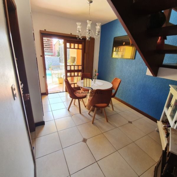 Residência c/ 185m², 3 dormitórios, sendo 1 suites, 2 vagas - Bahamas