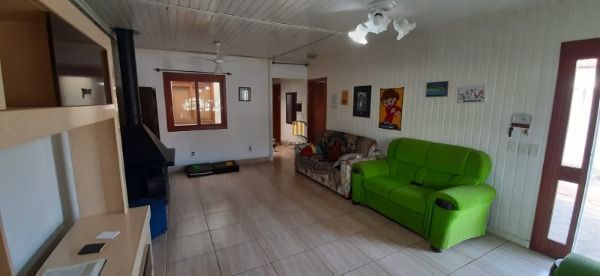Casa para Venda - 120m², 2 dormitórios, sendo 1 suites, 6 vagas - Vila Nova